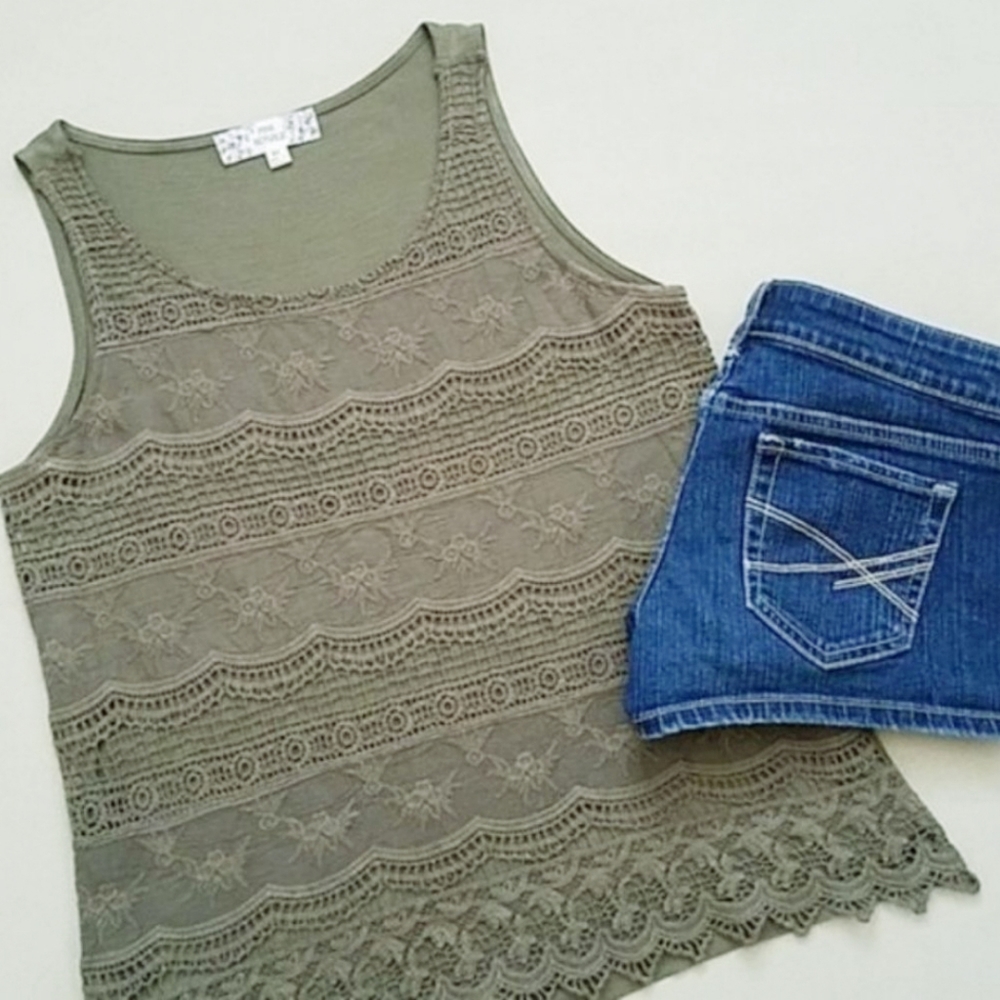 Pink Republic Juniors' Olive Green Crochet Scalloped Tank size XS